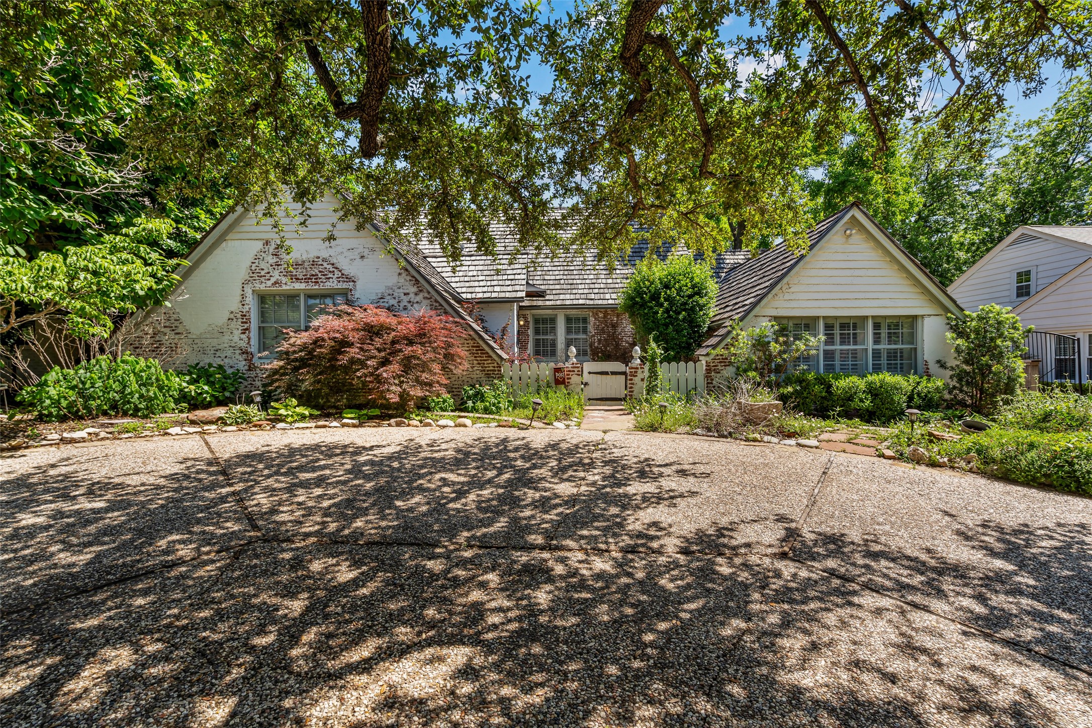3613 Country Club Circle Fort Worth TX 76109
