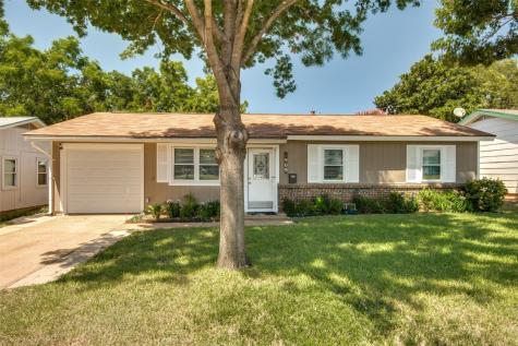 1909 Friar Tuck Drive Arlington TX 76013