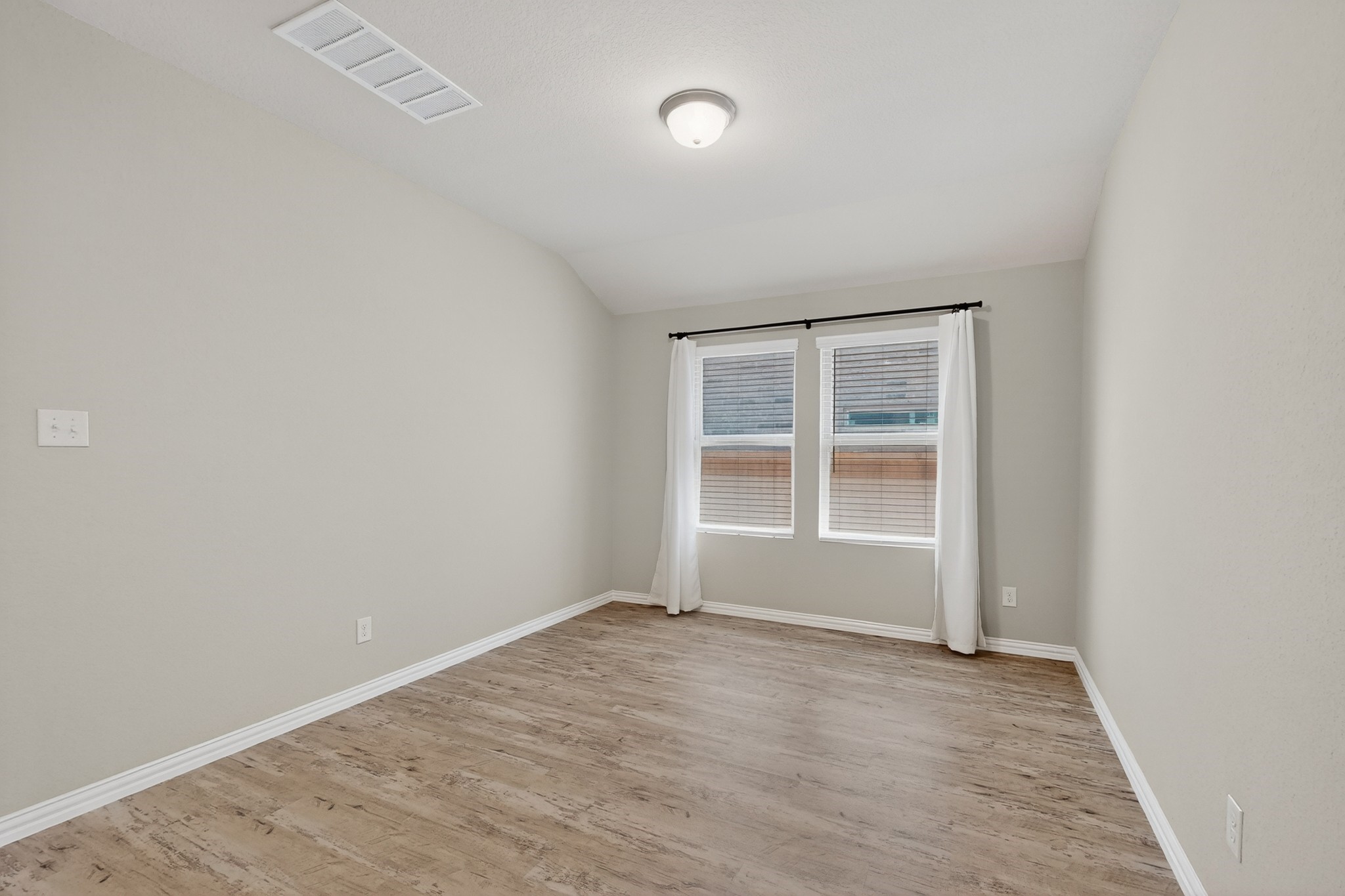 9537 Abington Avenue Fort Worth TX 76131