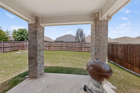 9537 Abington Avenue Fort Worth TX 76131