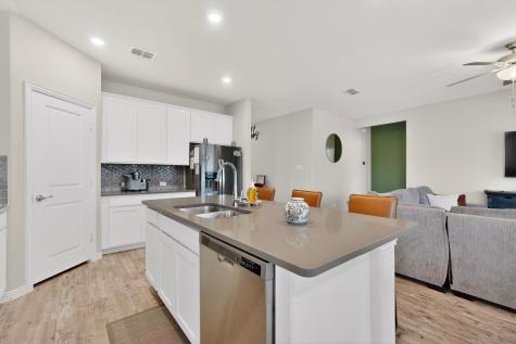 9537 Abington Avenue Fort Worth TX 76131
