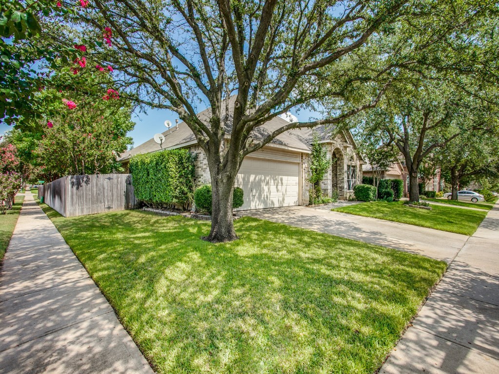 5433 Bandelier Trail Fort Worth TX 76137
