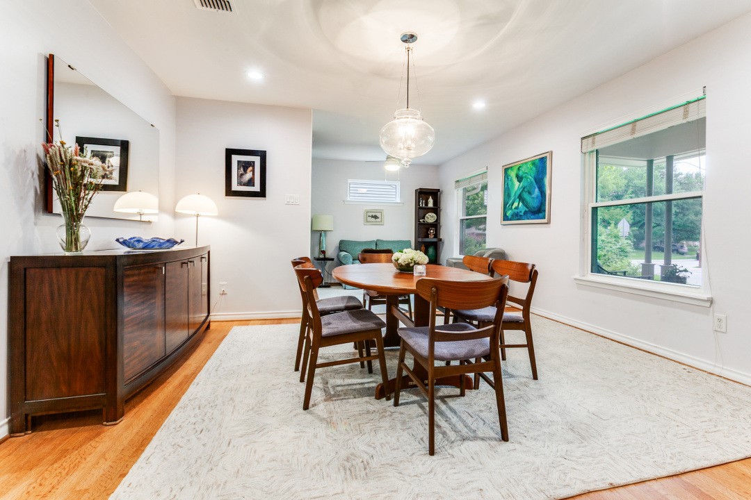 6221 Berryhill Street Dallas TX 75231