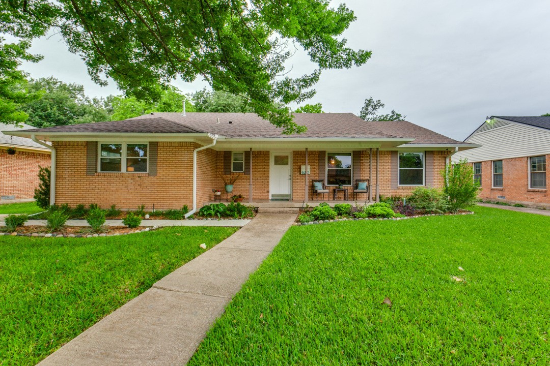 6221 Berryhill Street Dallas TX 75231