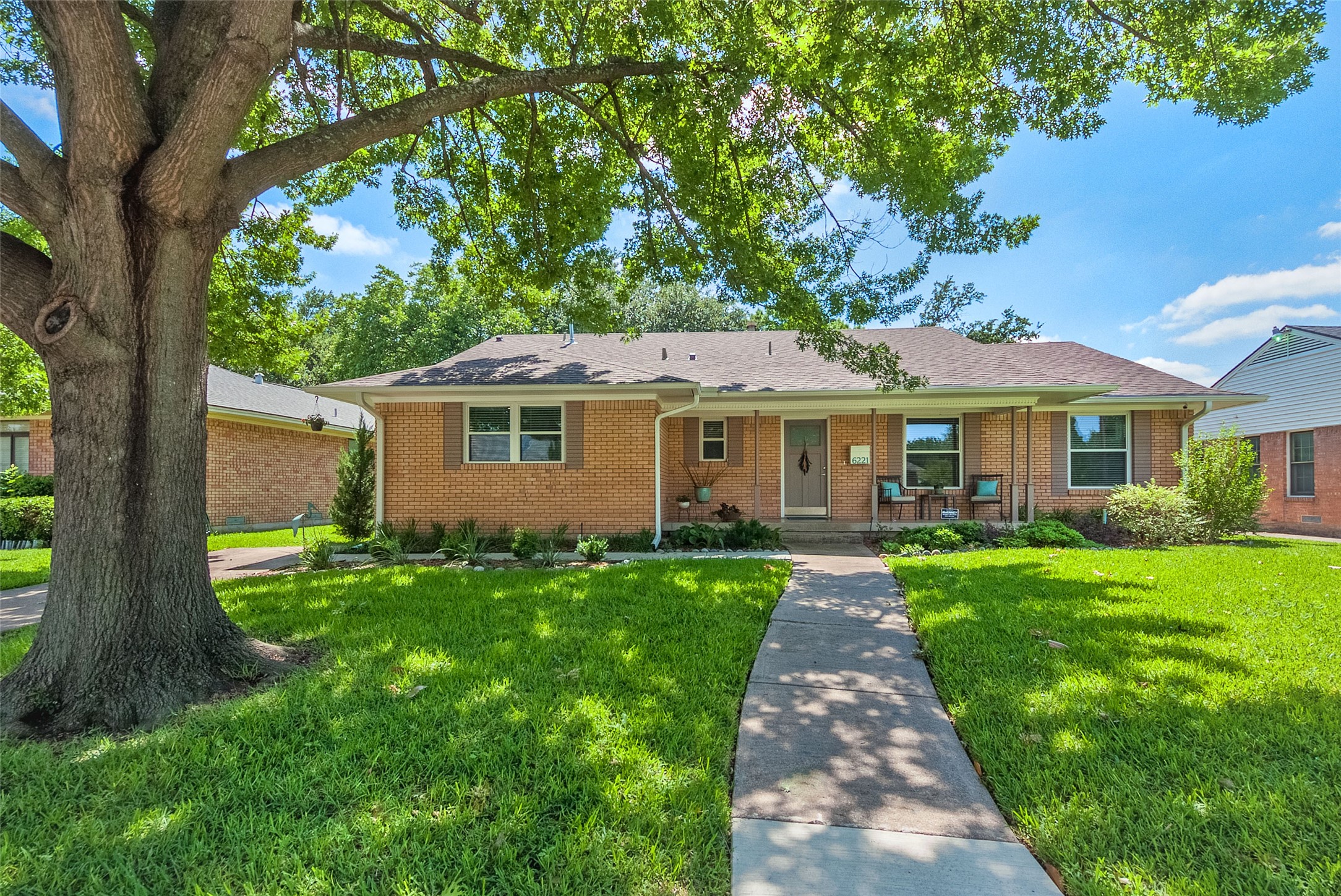 6221 Berryhill Street Dallas TX 75231