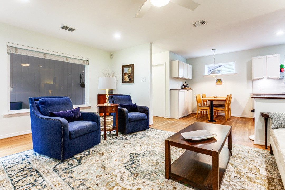 6221 Berryhill Street Dallas TX 75231