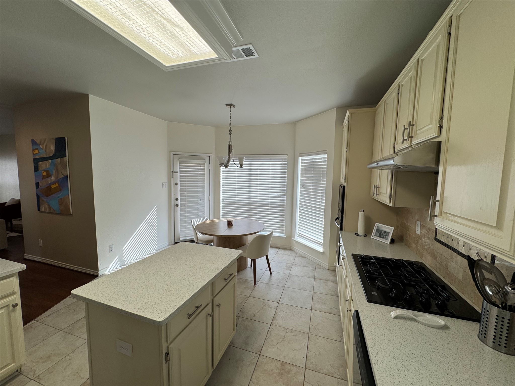3448 Lark Meadow Way Dallas TX 75287