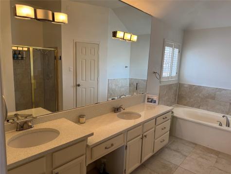 3448 Lark Meadow Way Dallas TX 75287