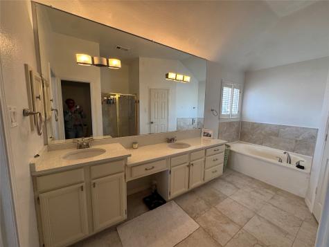 3448 Lark Meadow Way Dallas TX 75287