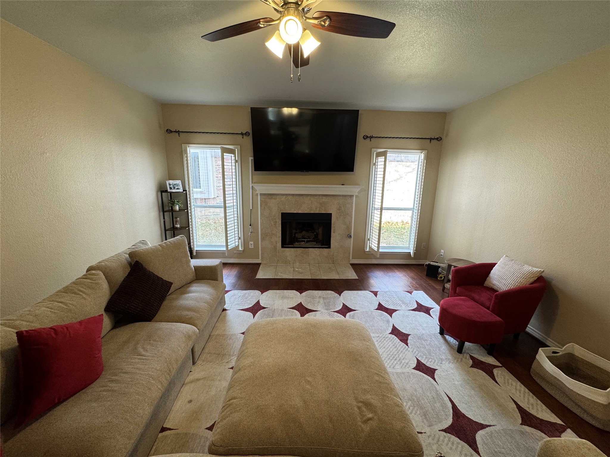 3448 Lark Meadow Way Dallas TX 75287