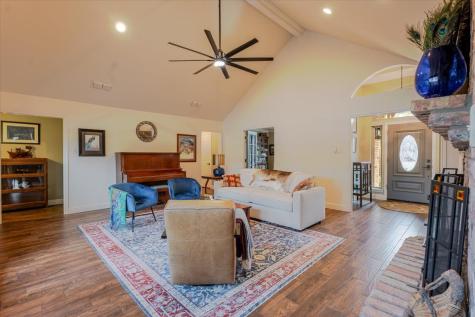 651 Spring Creek Parkway Weatherford TX 76087