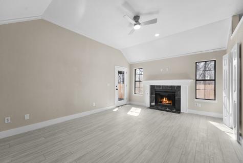 5202 Hollow Bend Lane Garland TX 75043