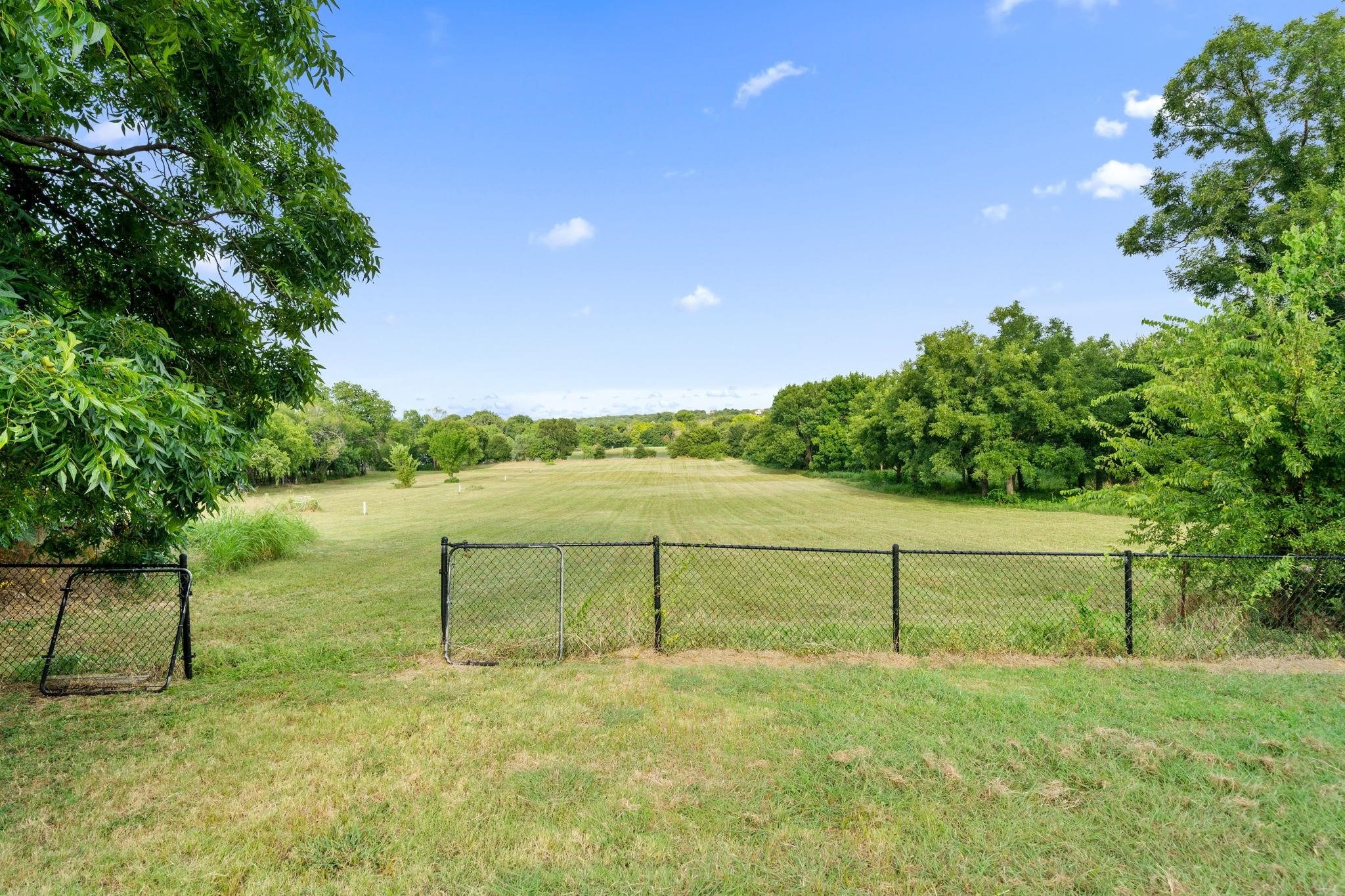 8542 Meadowbrook Drive Fort Worth TX 76120