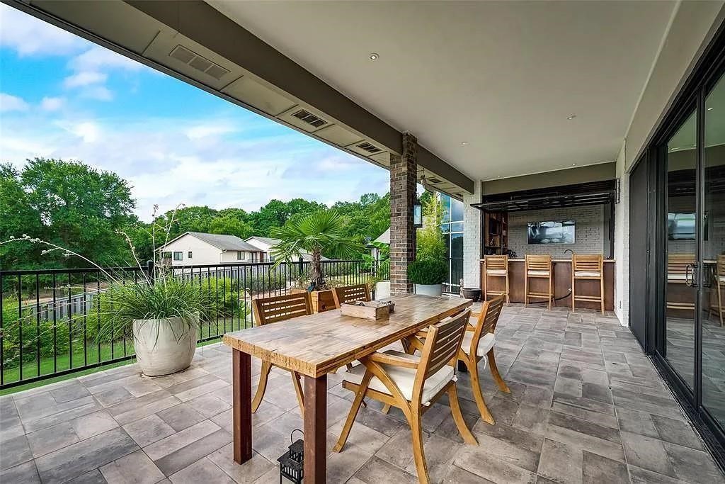 8542 Meadowbrook Drive Fort Worth TX 76120