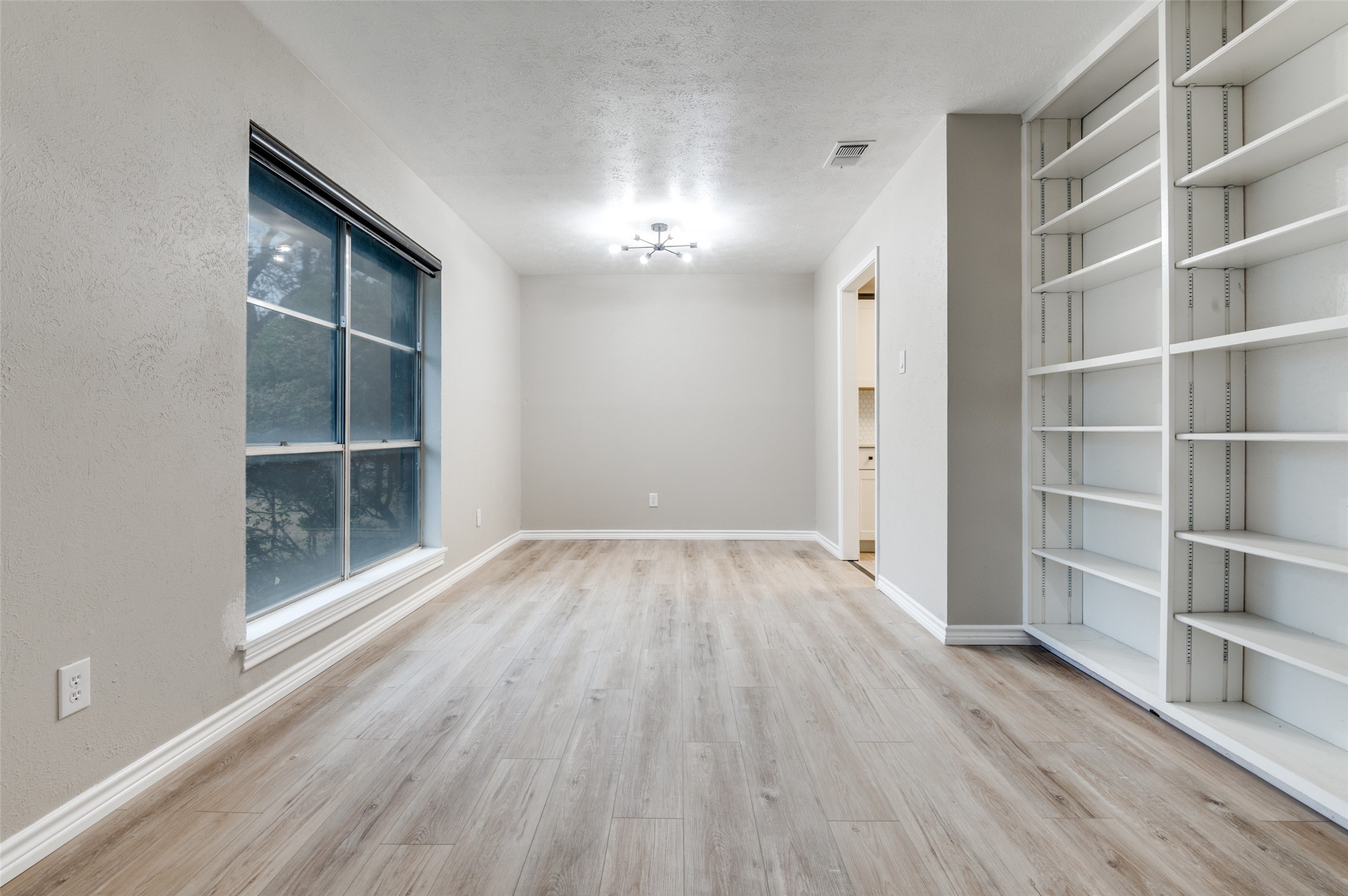 821 Sequoia Drive Lancaster TX 75146