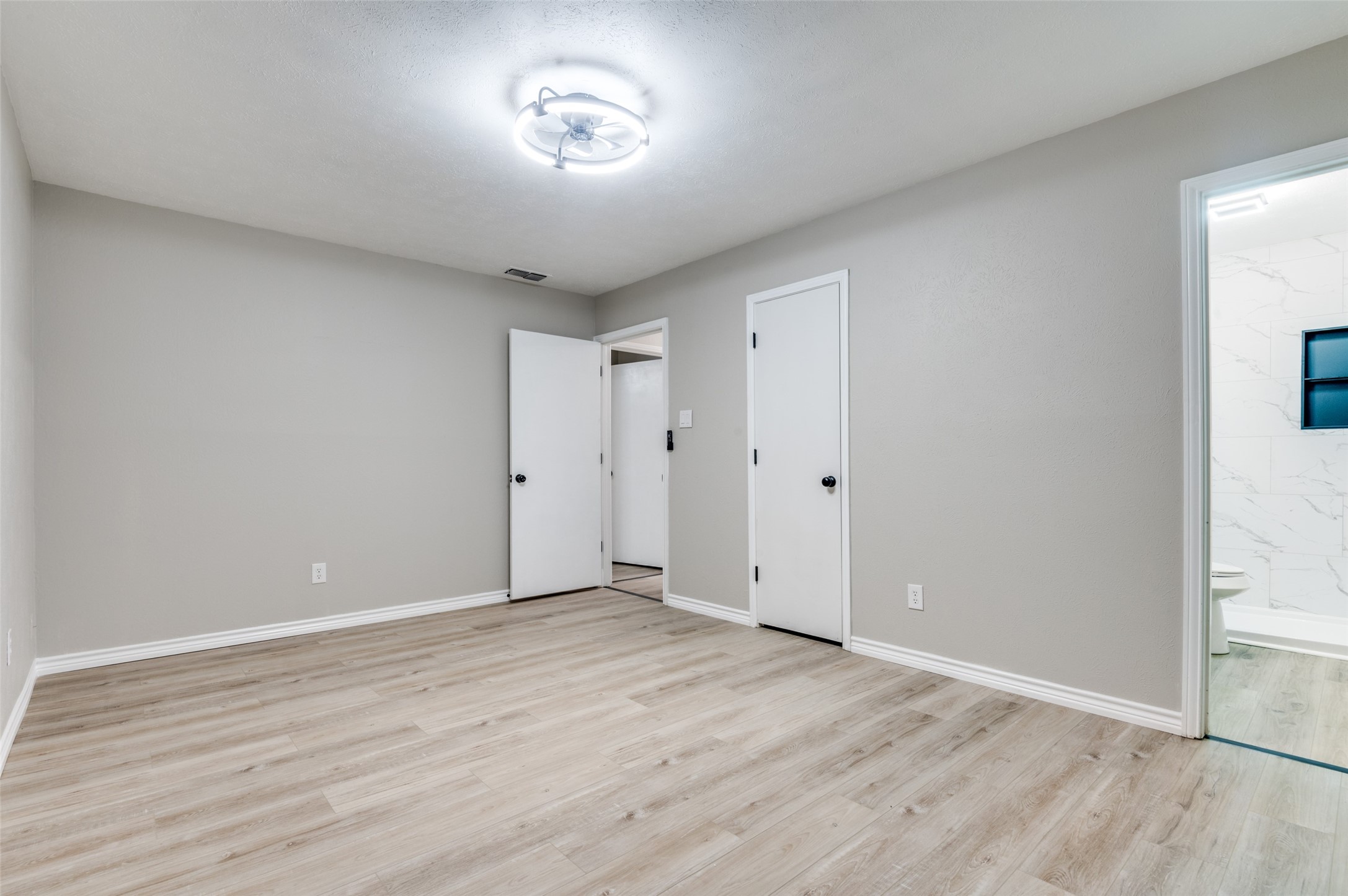 821 Sequoia Drive Lancaster TX 75146