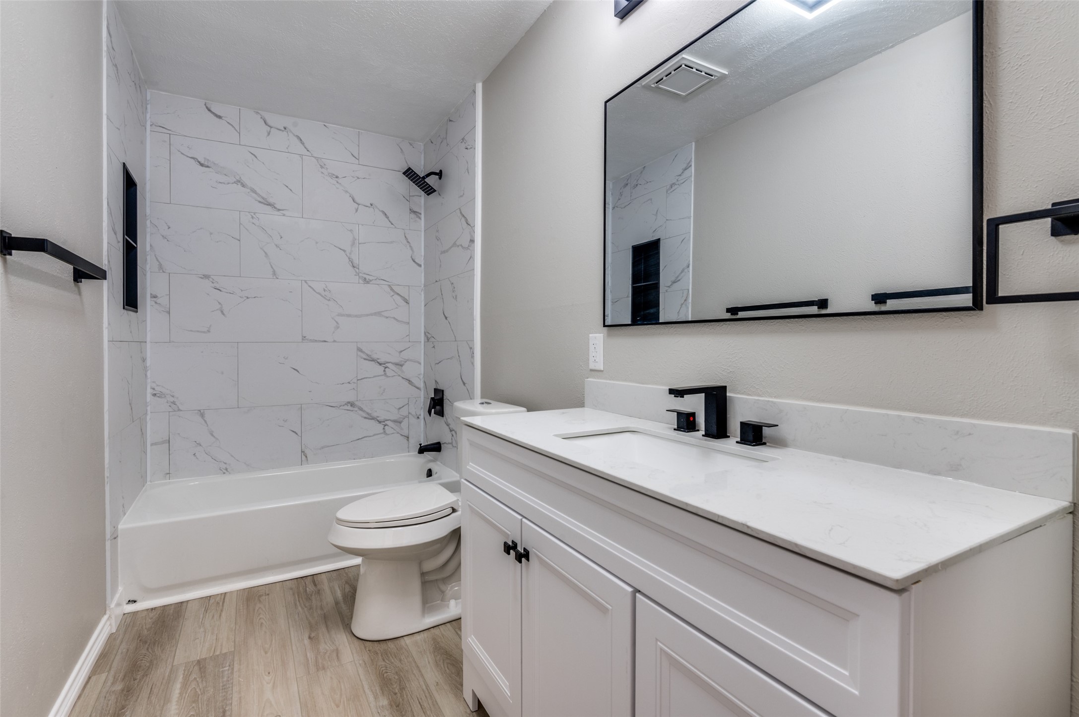 821 Sequoia Drive Lancaster TX 75146