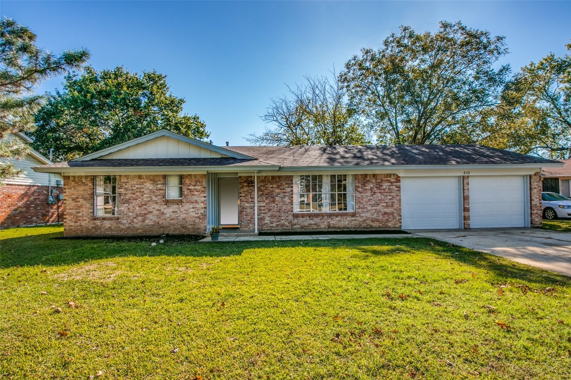 820 Kings Row Denton TX 76209