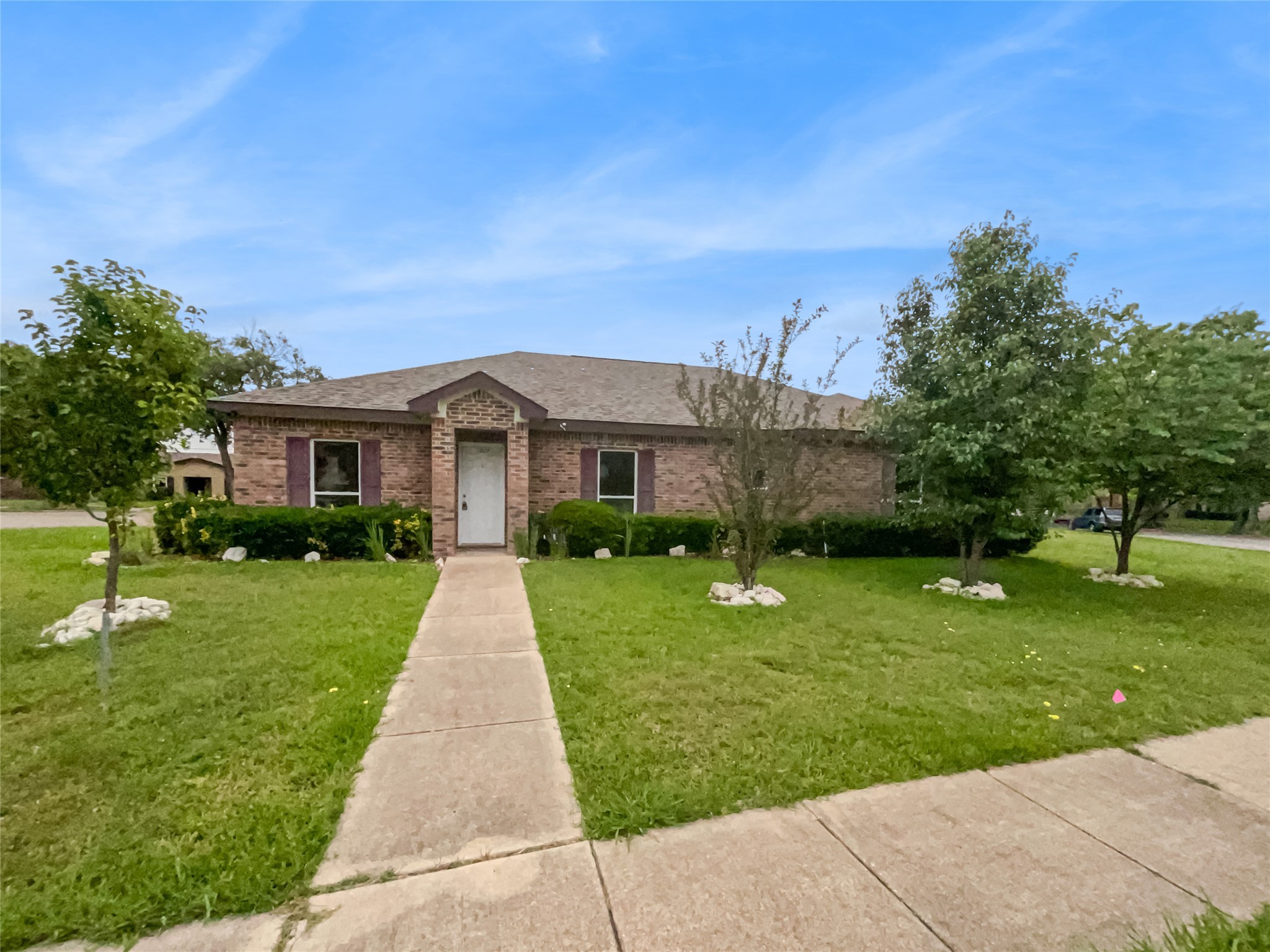 1822 Vine Drive Garland TX 75040