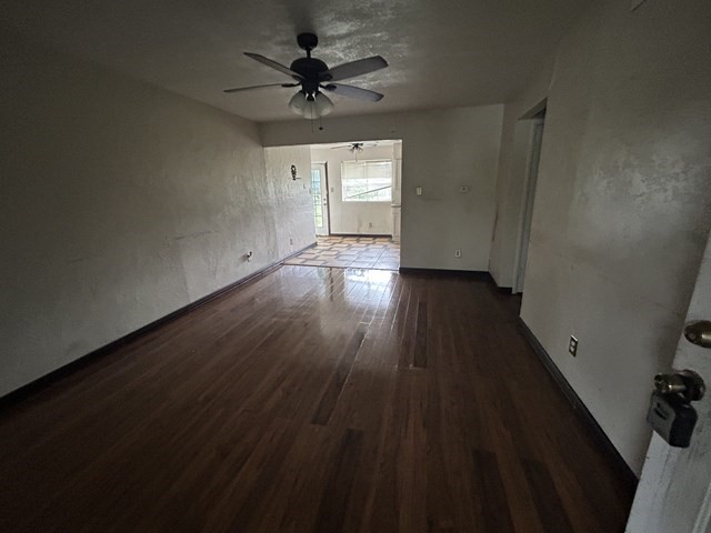 2533 Crestbrook Lane Grand Prairie TX 75052