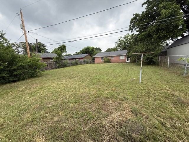 2533 Crestbrook Lane Grand Prairie TX 75052
