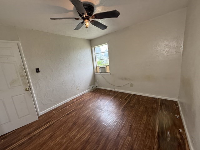 2533 Crestbrook Lane Grand Prairie TX 75052