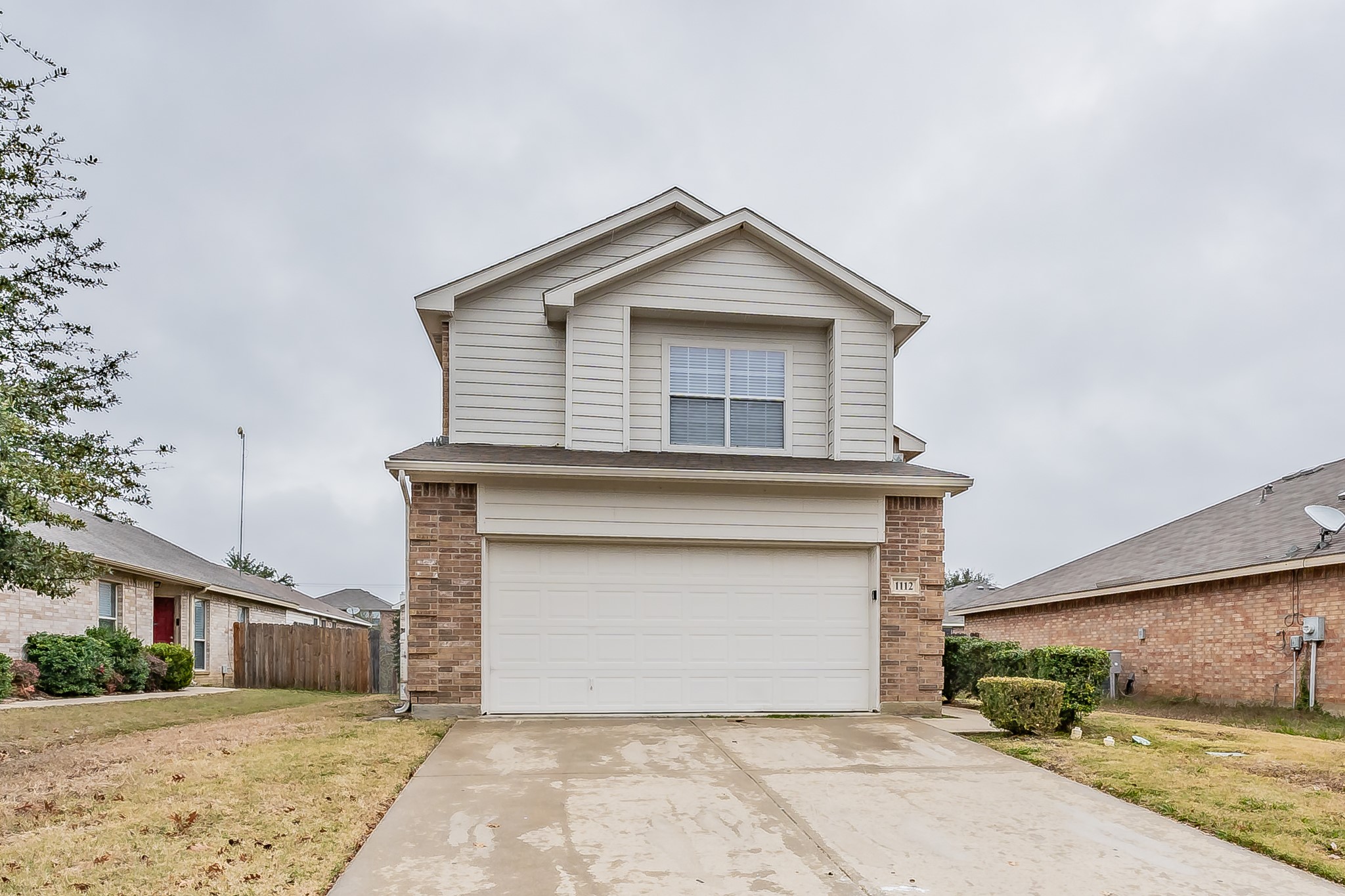 1112 Cottonwood Drive Crowley TX 76036