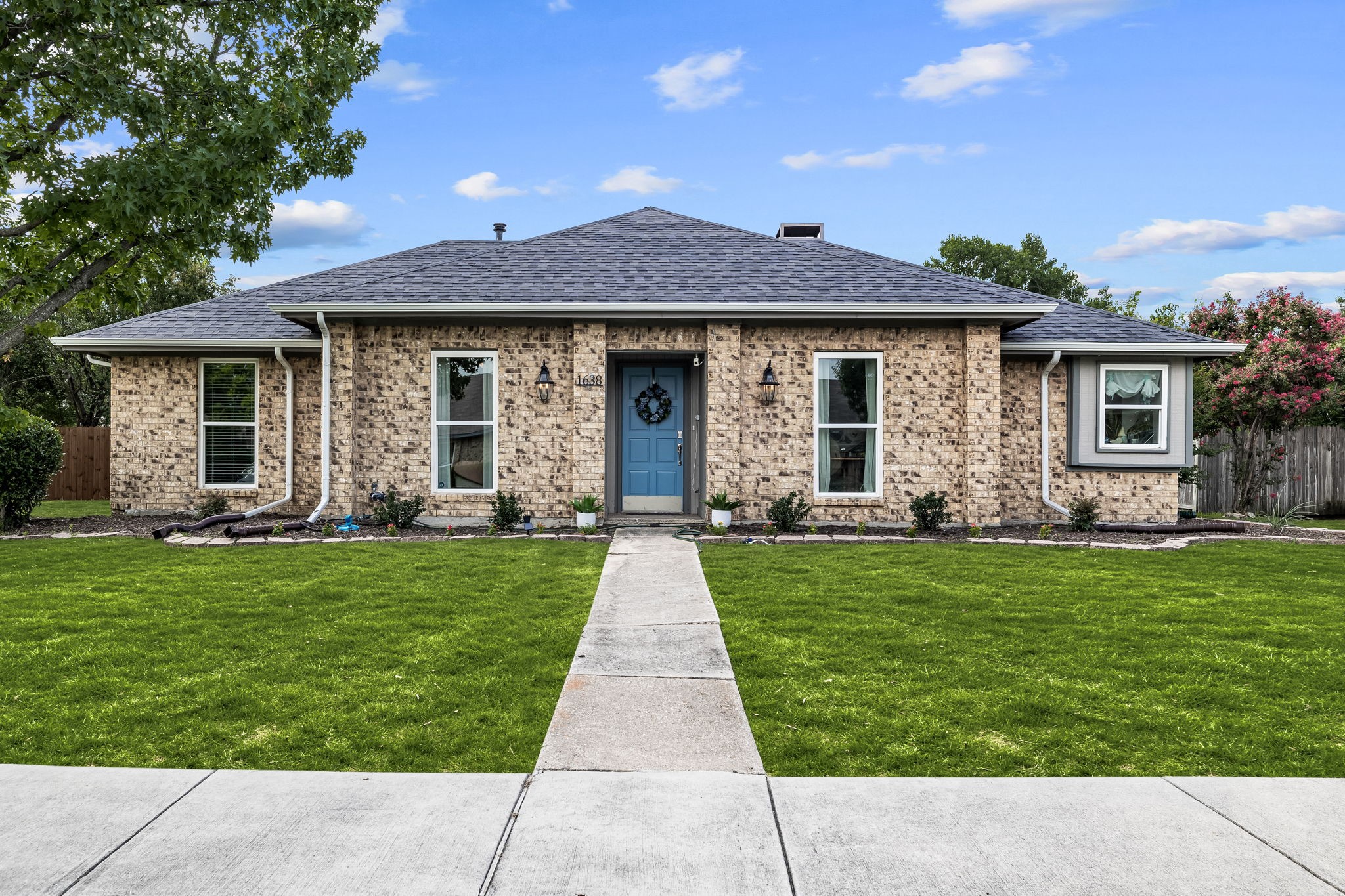 1638 Glencairn Lane Lewisville TX 75067