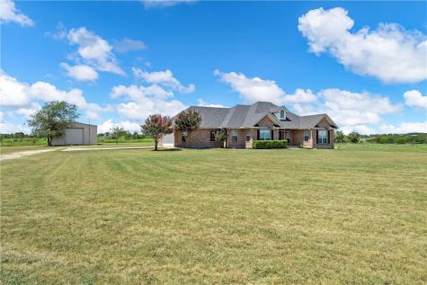 1566 Raby Road Eddy TX 76524