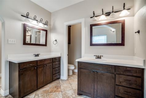 809 Longridge Drive Denton TX 76205