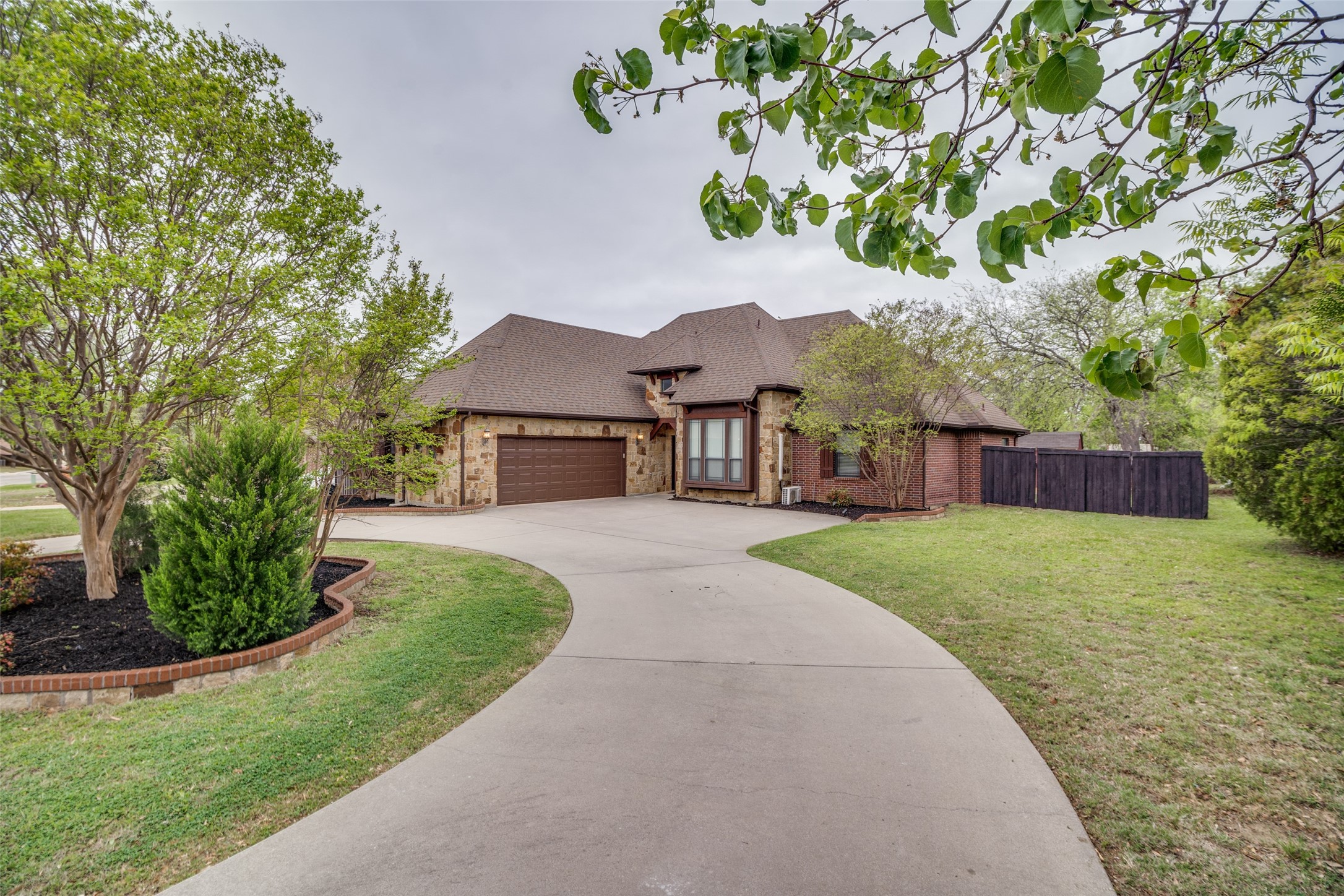 809 Longridge Drive Denton TX 76205