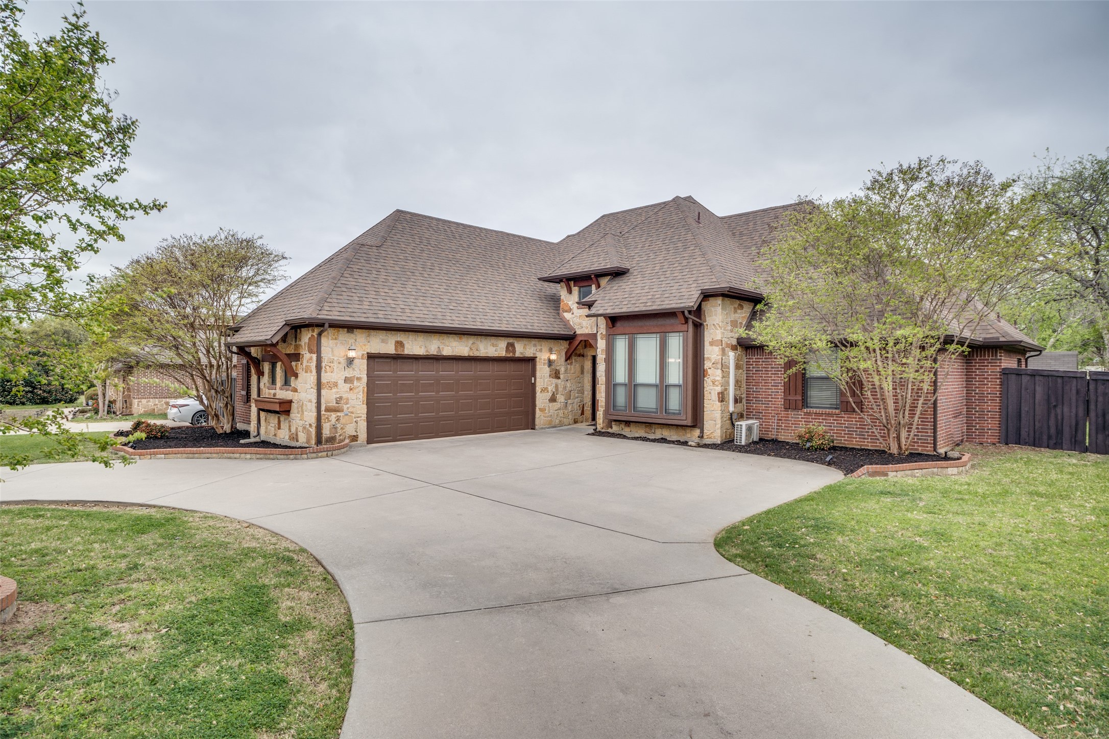809 Longridge Drive Denton TX 76205