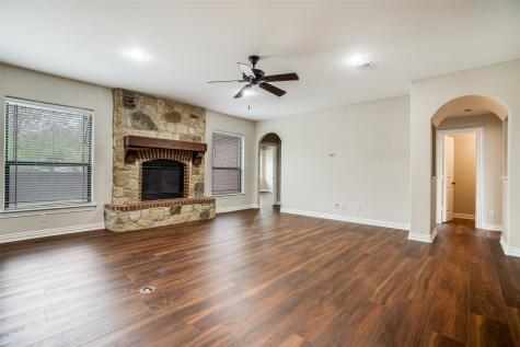 809 Longridge Drive Denton TX 76205