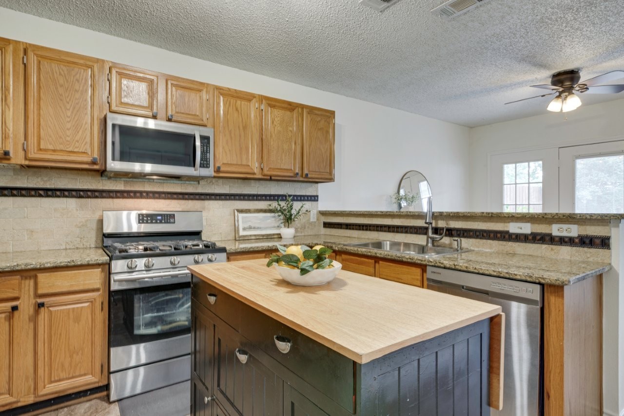 2107 Clearwater Trail Carrollton TX 75010