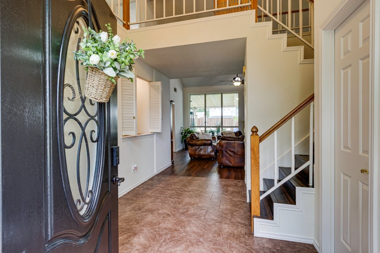 2107 Clearwater Trail Carrollton TX 75010