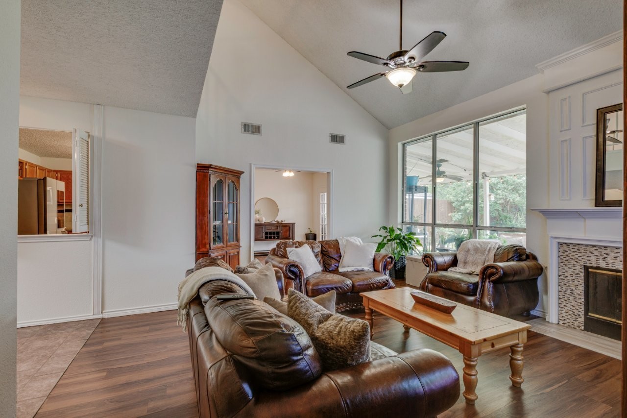 2107 Clearwater Trail Carrollton TX 75010
