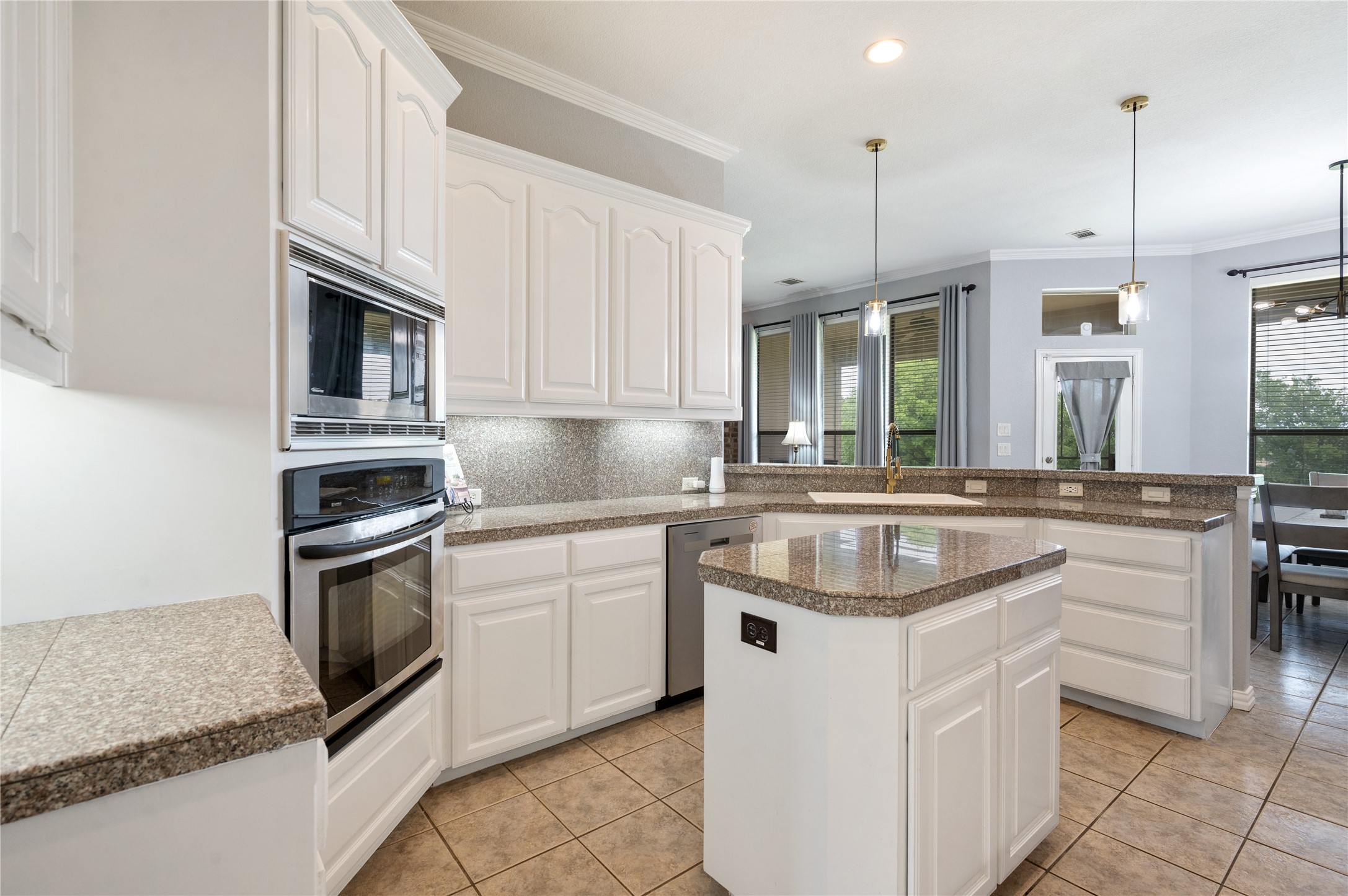 3217 S Bay Breeze Lane Fort Worth TX 76179