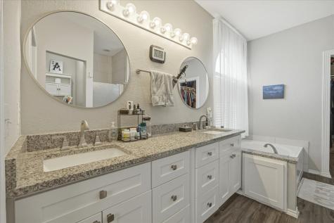 322 Sweet Leaf Lane Lake Dallas TX 75065