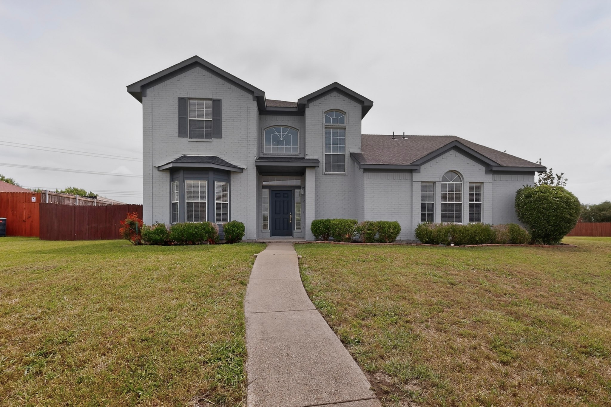 421 Chestnut Lane Desoto TX 75115