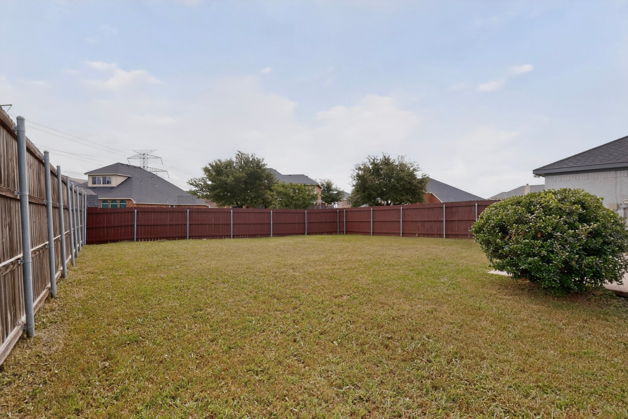 421 Chestnut Lane Desoto TX 75115