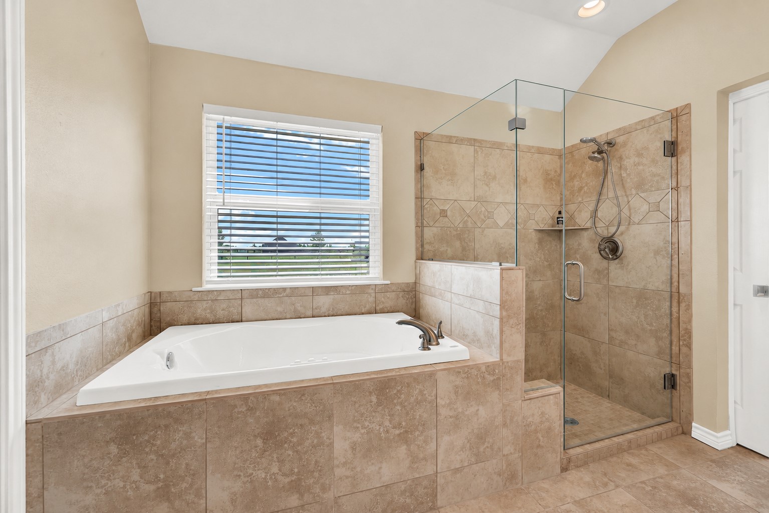736 Audra Circle Rhome TX 76078