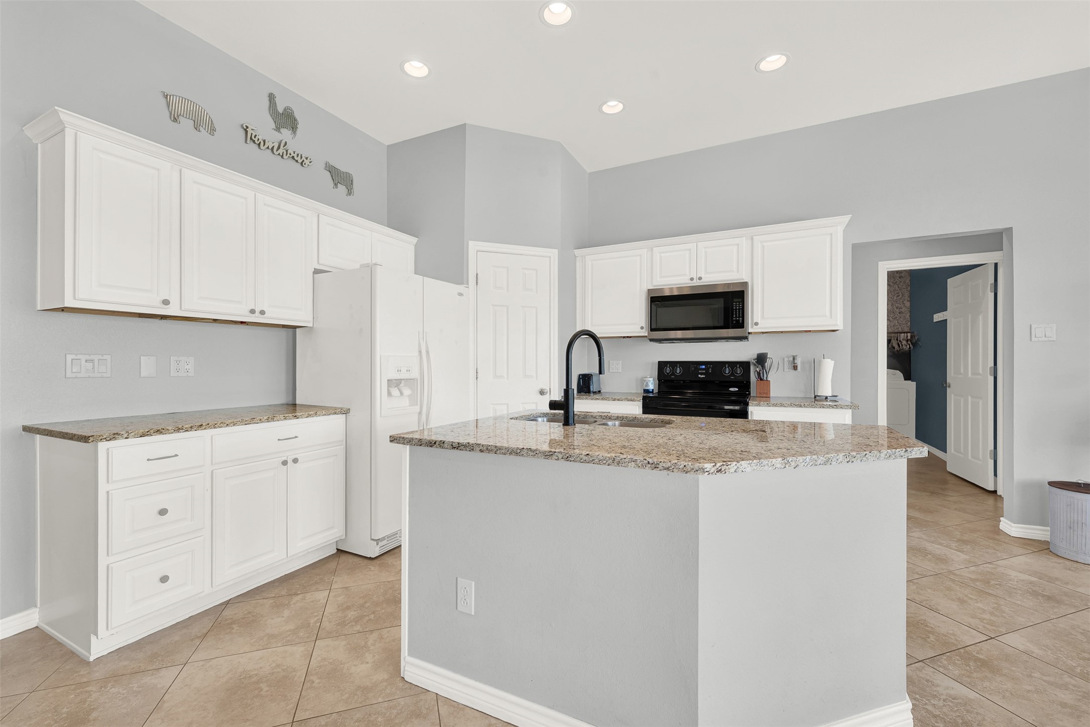 736 Audra Circle Rhome TX 76078