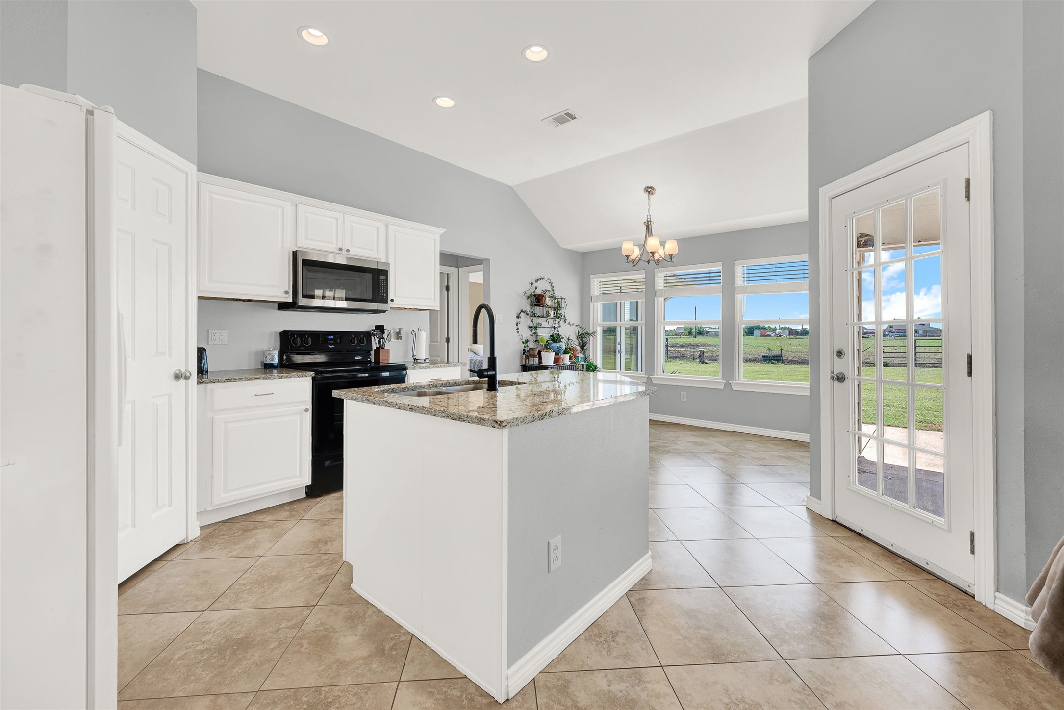736 Audra Circle Rhome TX 76078