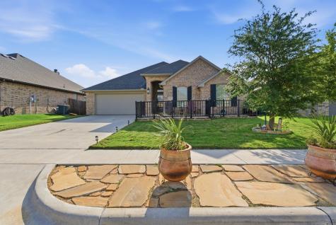 1313 Parkers Draw Avenue Weatherford TX 76086