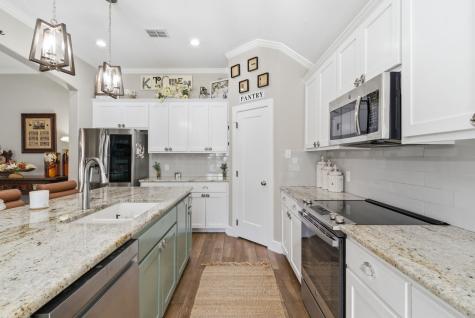 1313 Parkers Draw Avenue Weatherford TX 76086