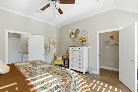 1313 Parkers Draw Avenue Weatherford TX 76086
