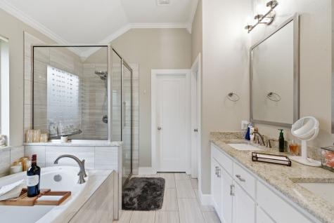 1313 Parkers Draw Avenue Weatherford TX 76086