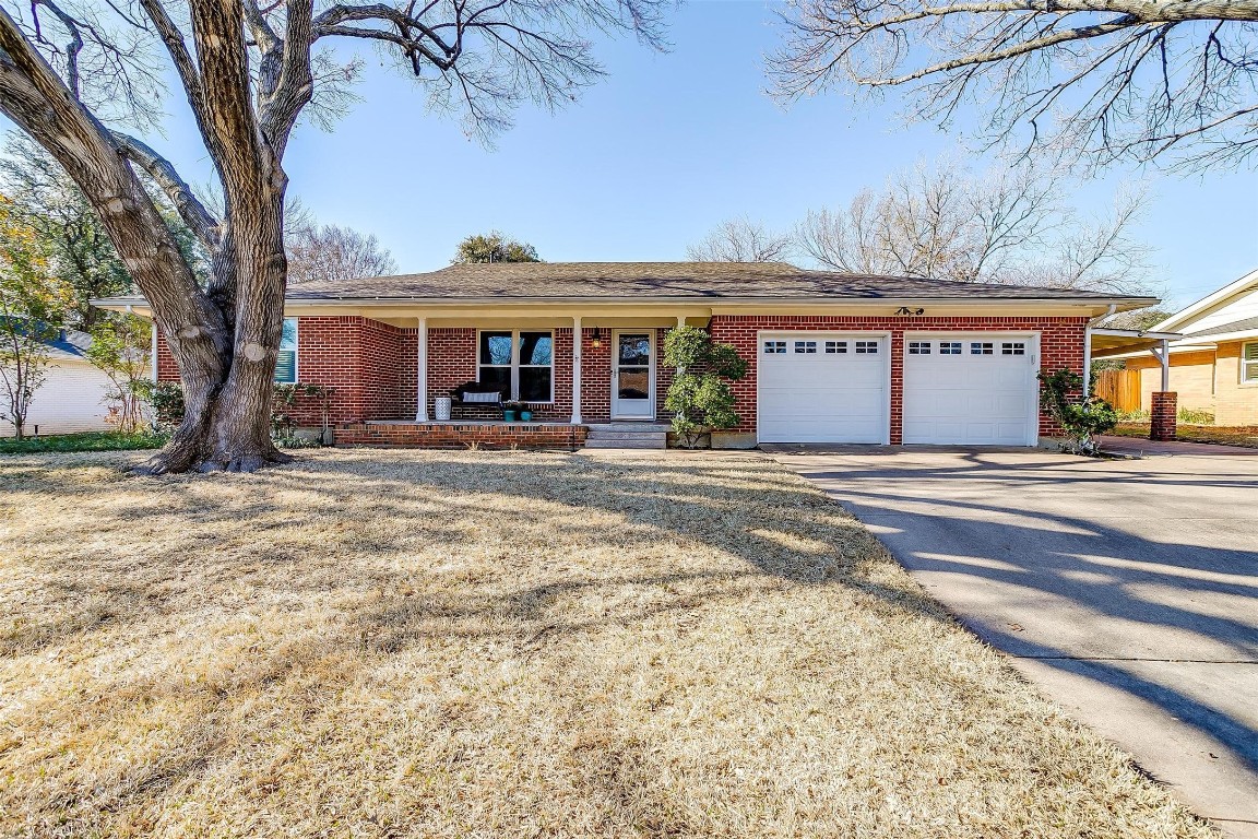 4221 Lanark Avenue Fort Worth TX 76109