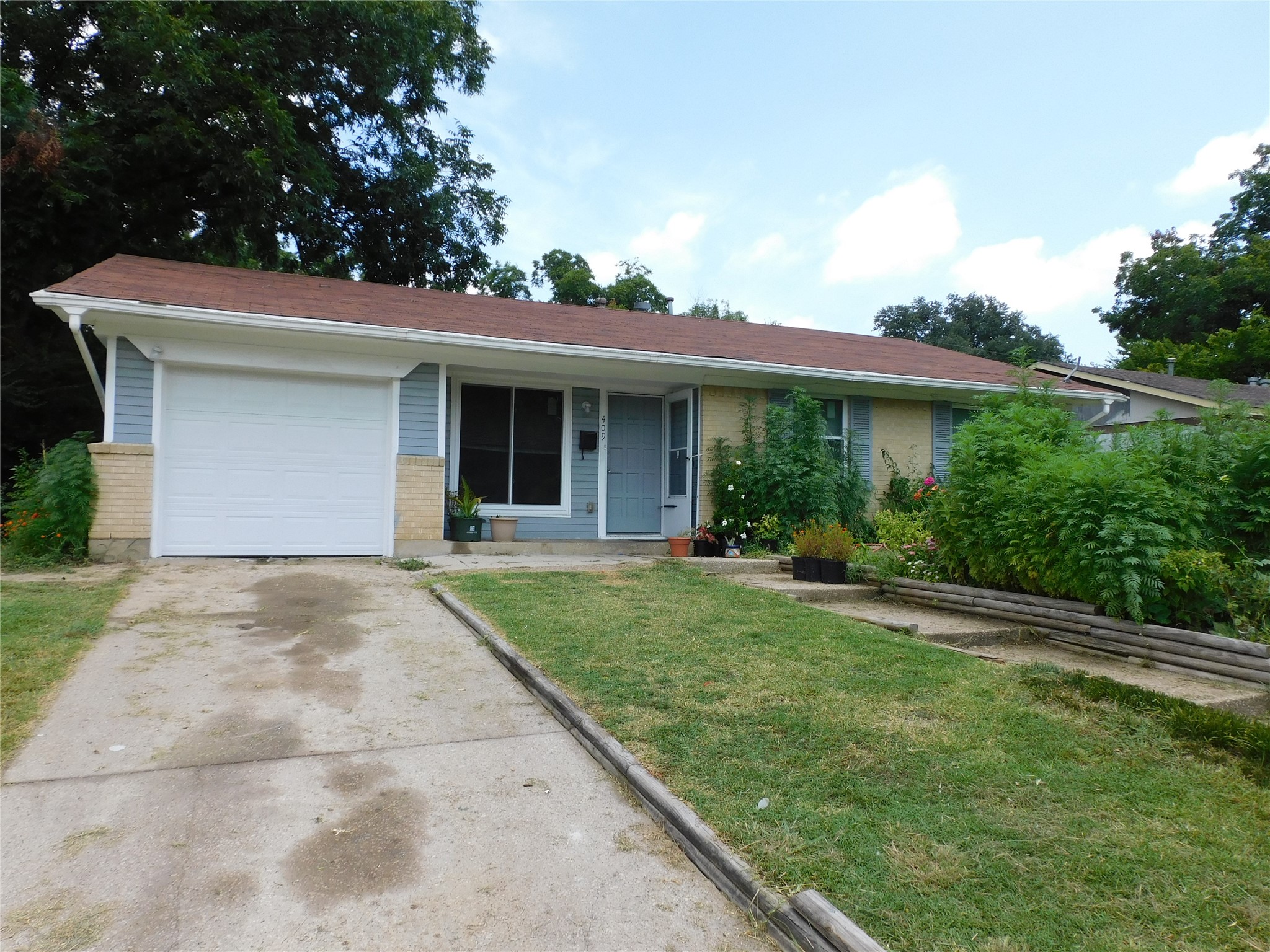 409 W Vista Drive Garland TX 75041
