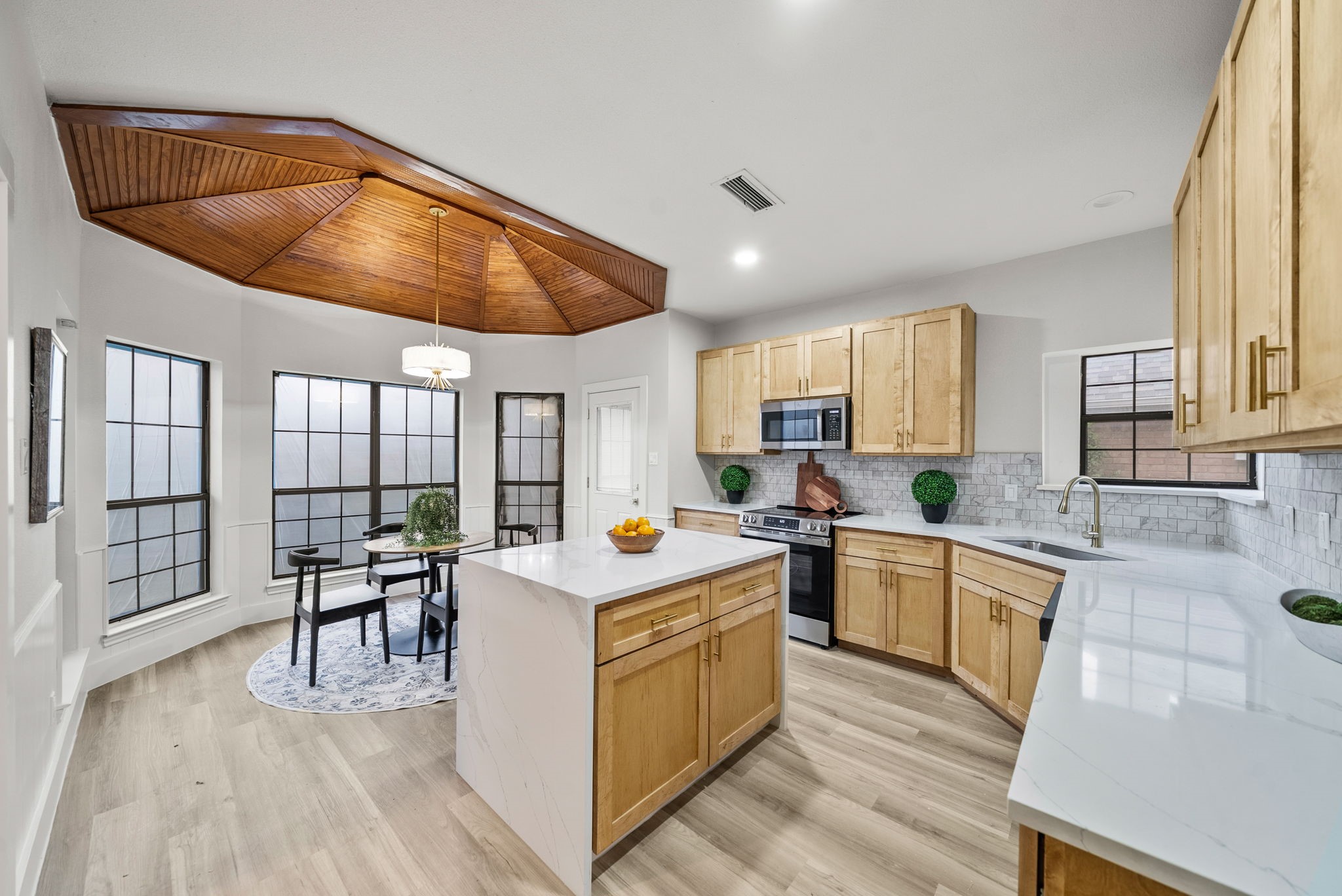 2805 Big Oaks Drive Garland TX 75044